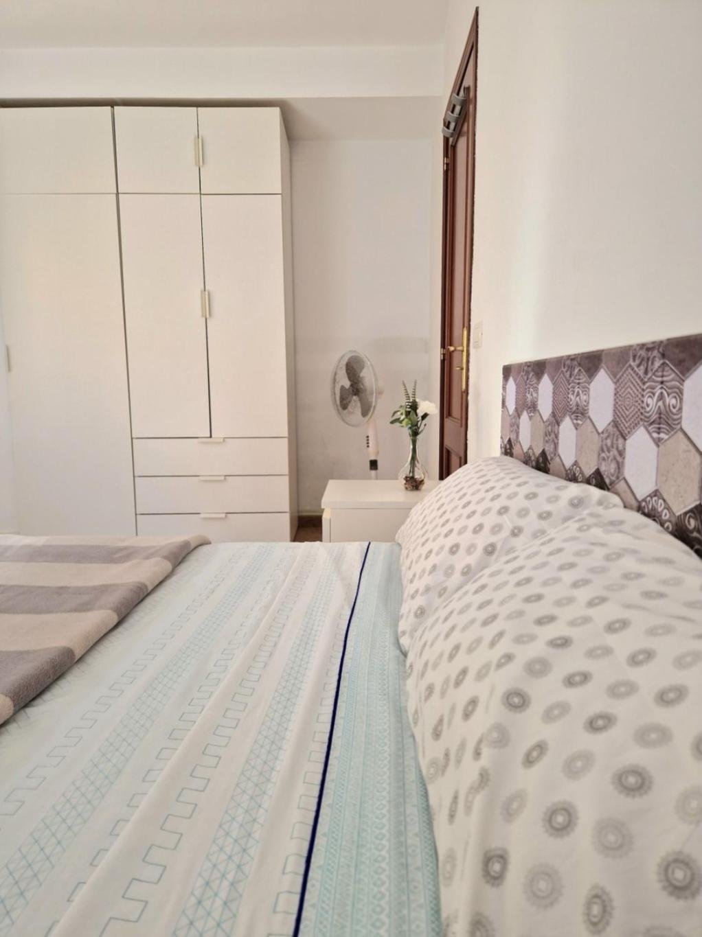 Spacious Independent Chalet Next The Airport - Sea San Isidro  Exterior foto
